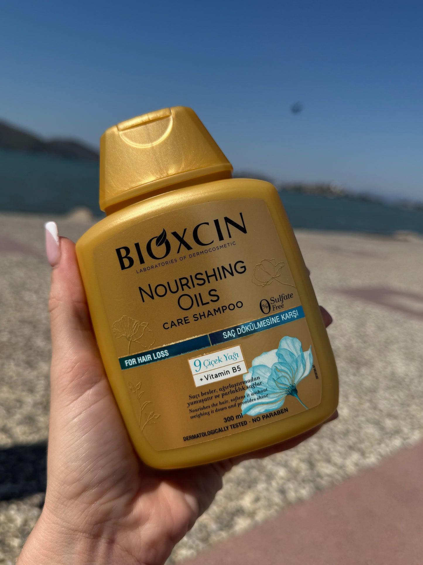 Bioxcin Shampoo with Nourishing Oils
